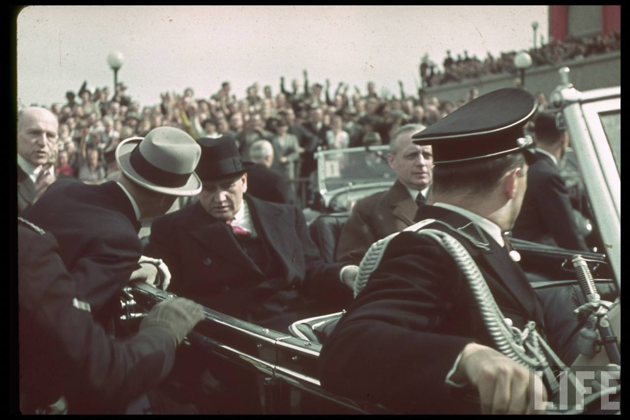 hist_20_ww2_1938_1939_ger_munich_pic_daladier_ribbentrop_munich_1938