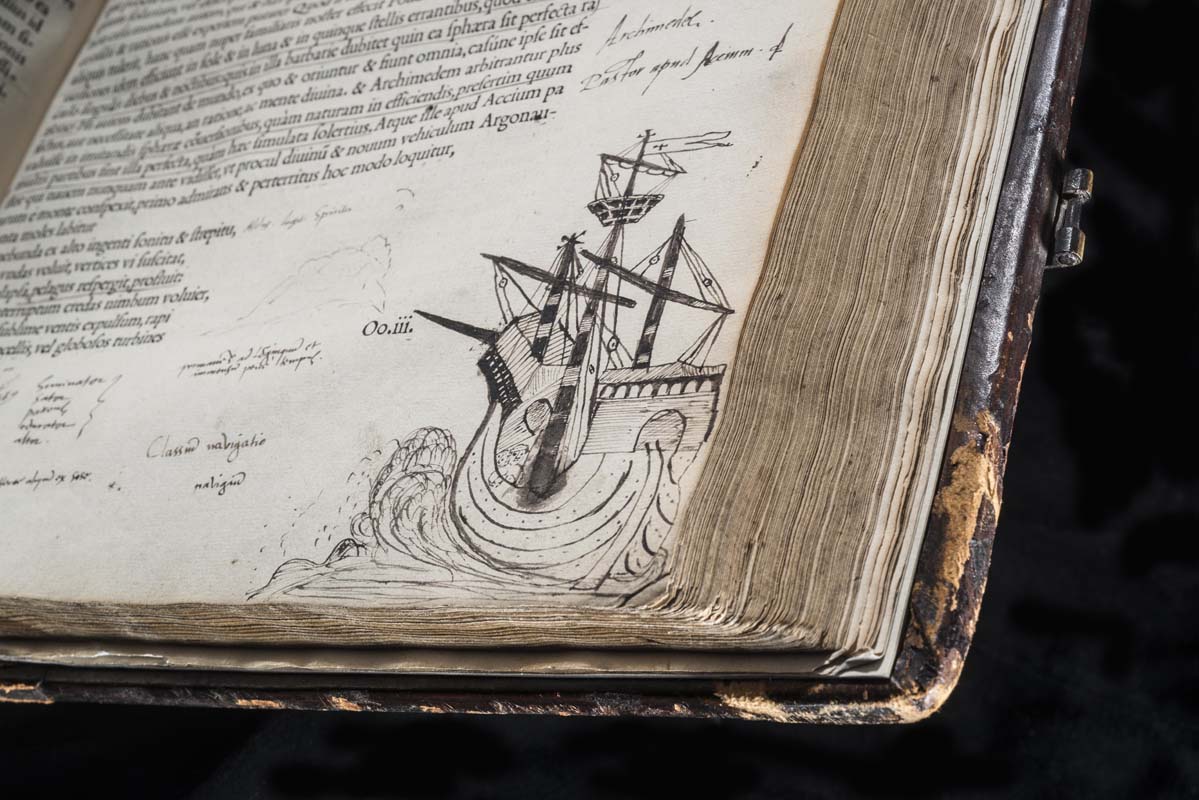 Lost-Library-of-John-Dee-Cicero-Opera-omnia-vol.-2-ship-drawing-copyright-RCP-and-John-Chase-800px